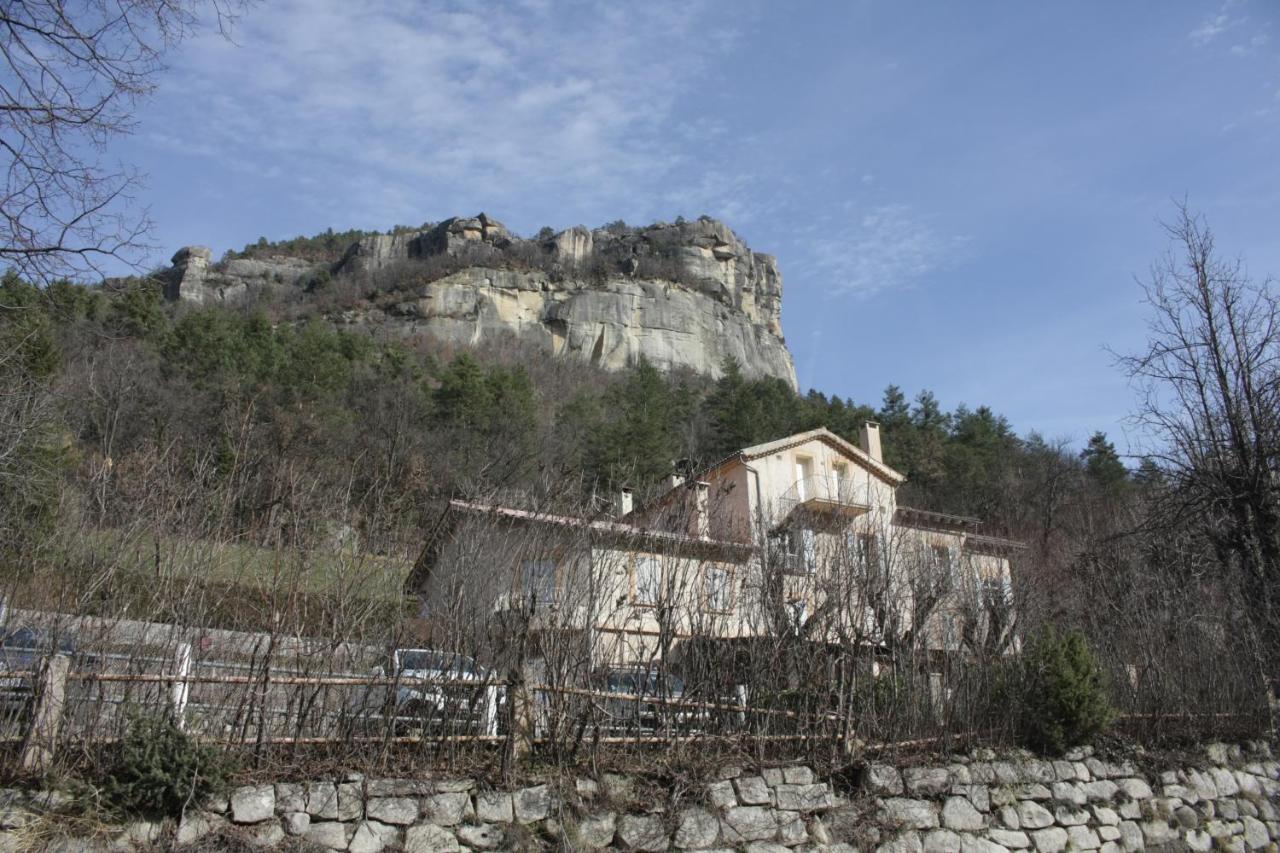 Charmant Appartement Au Coeur Des Gres D Annot Kültér fotó